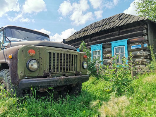 Две родины, два писателя