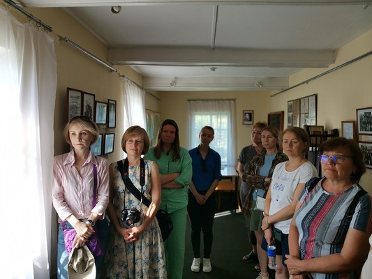Две родины, два писателя