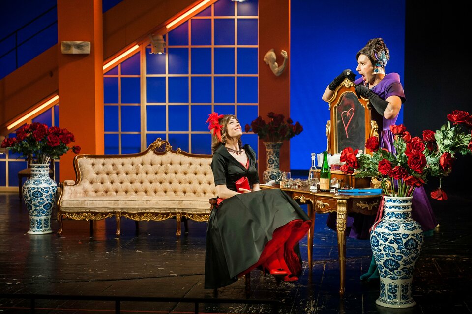 TheatreHD: Таланты и покойники