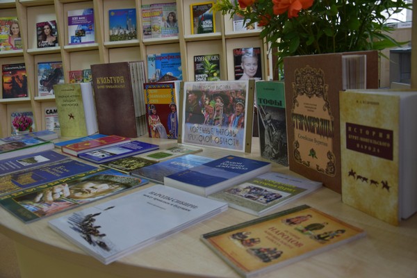 Тематическая выставка «Коренные народы Прибайкалья»