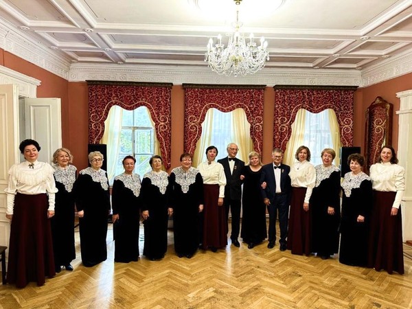 Концерт «Душу ласкает знакомый мотив» ансамбля «Лира»