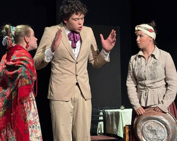 Спектакль «Сны и мечты Миши Бальзаминова»