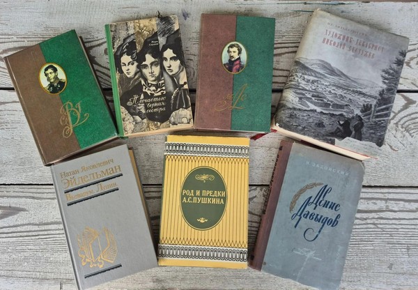 «Летний книжный дворик» в усадьбе Волконских