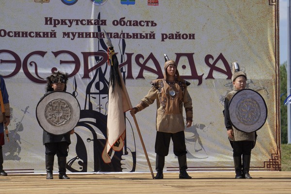 150 000 рублей получит победитель конкурса Гэсэров областного фестиваля «Гэсэриада»