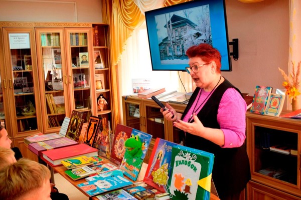 Экскурсия «Необычные книги»